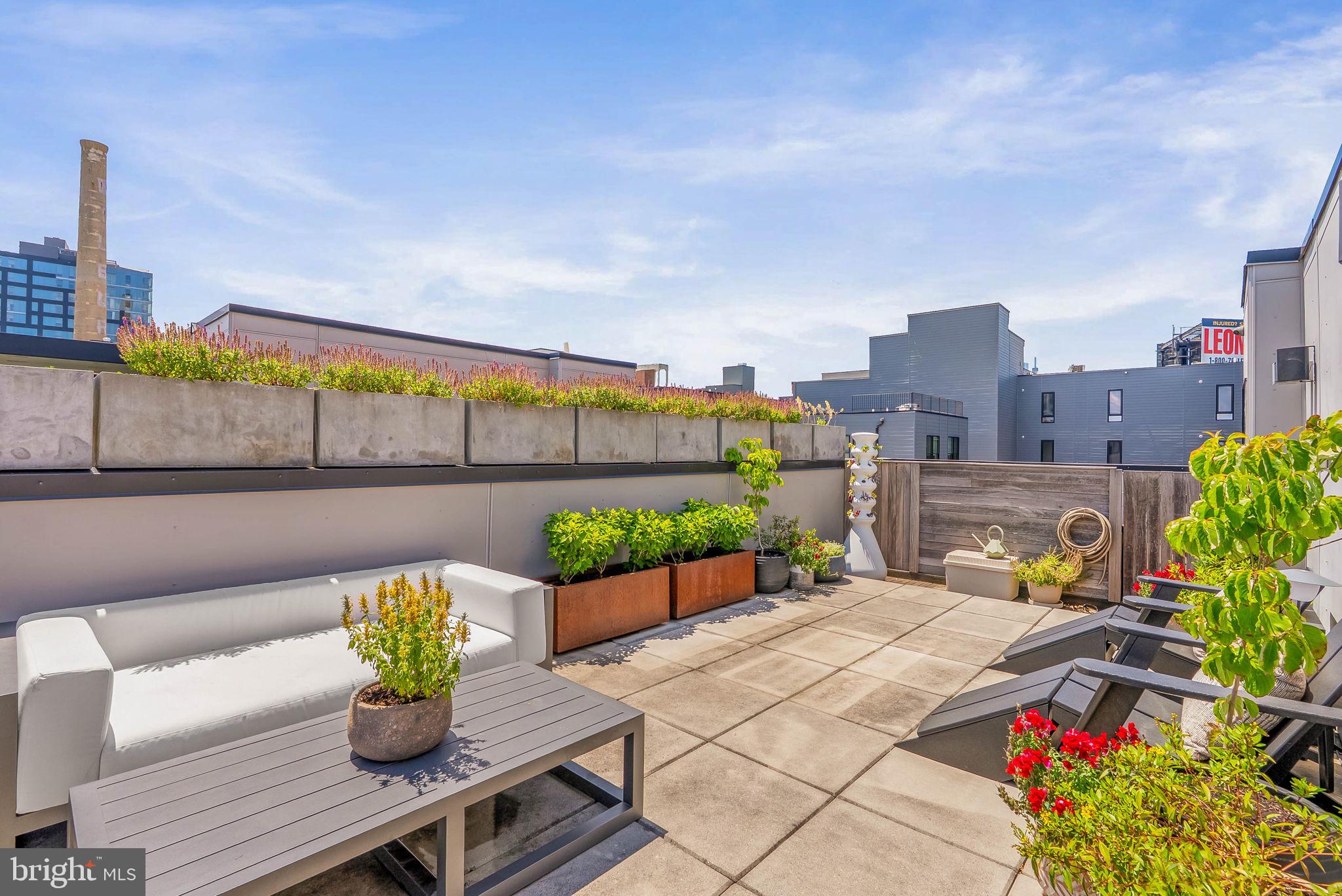 308 N 2ND STREET