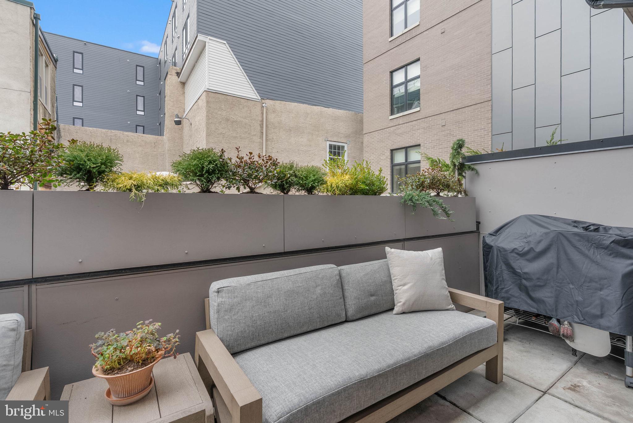 308 N 2ND STREET