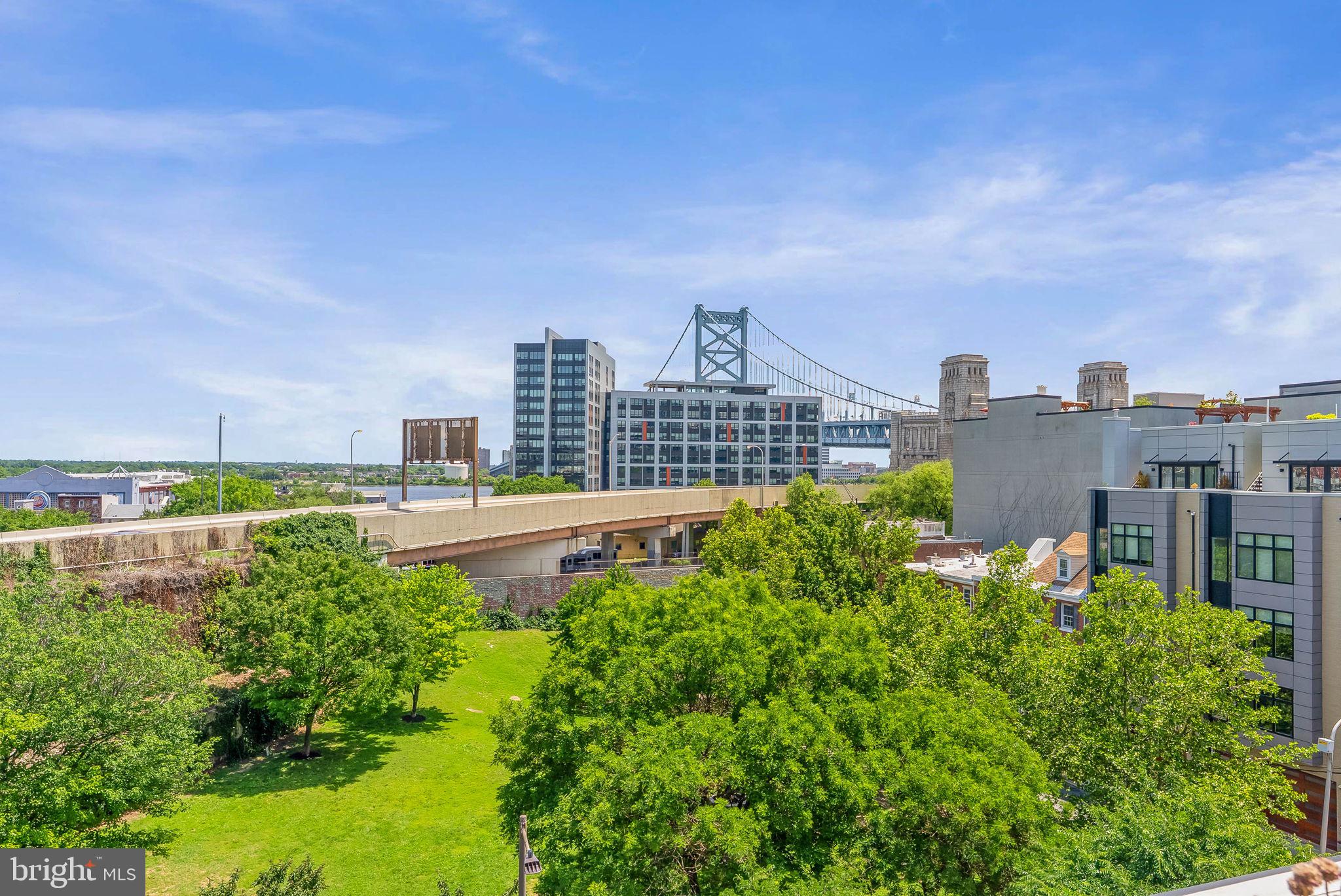 308 N 2ND STREET