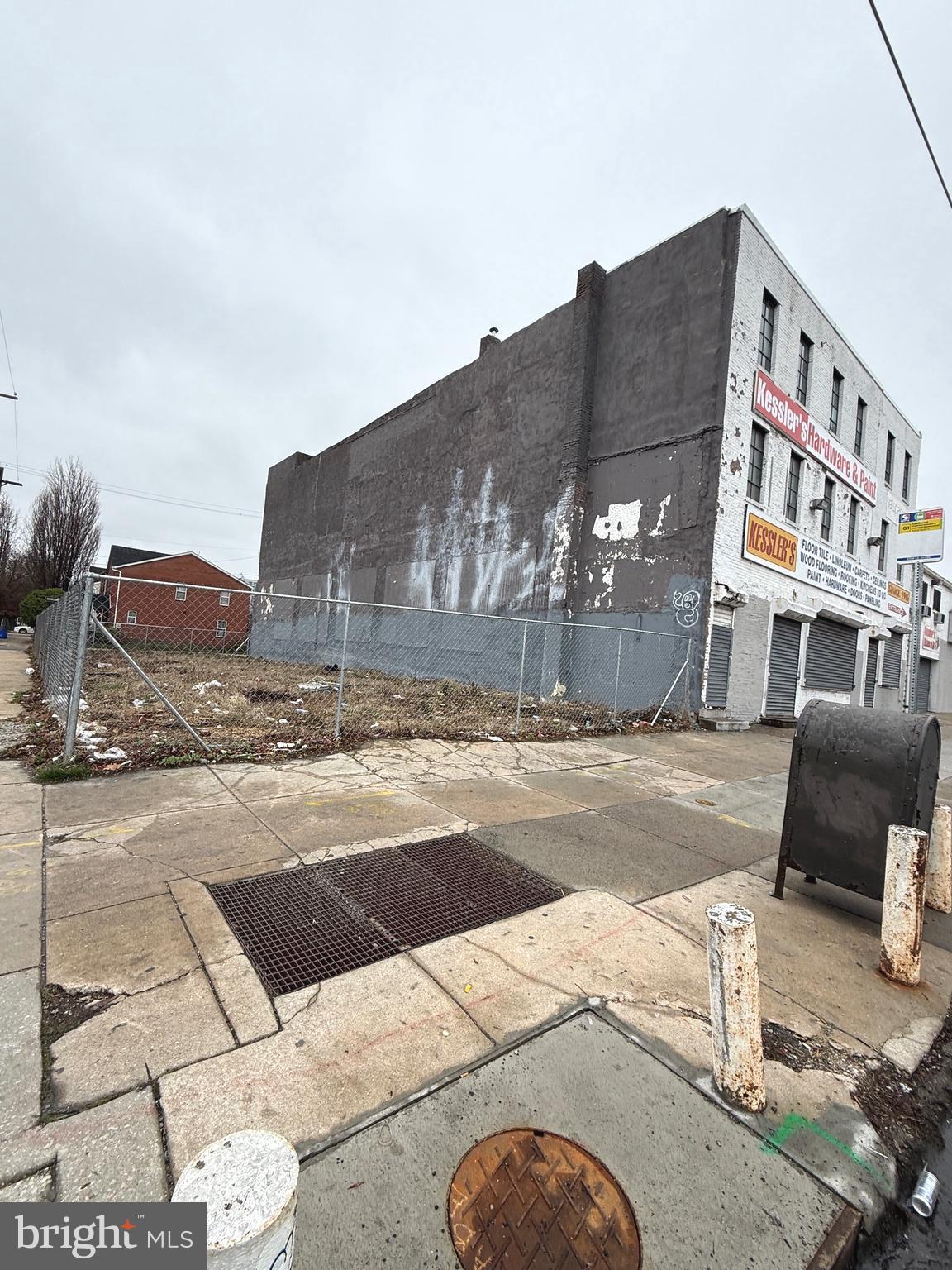 1200 W GIRARD AVENUE 2