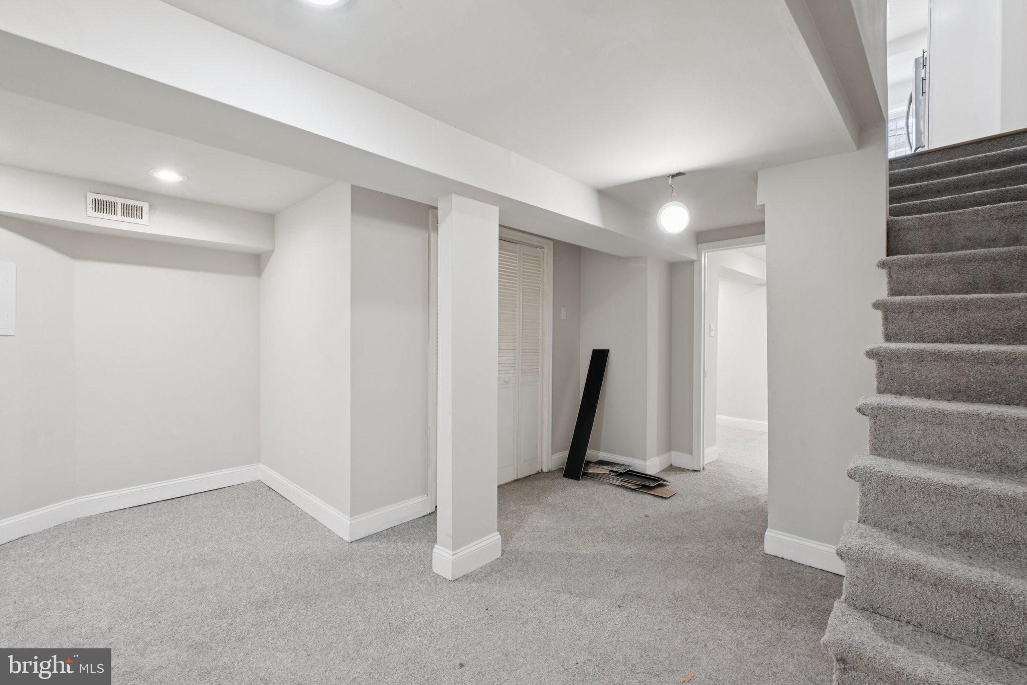 6508 SAYBROOK AVENUE