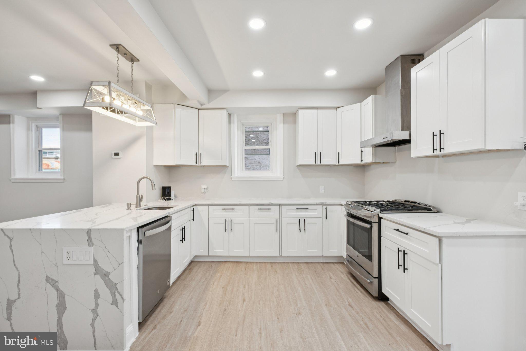 6508 SAYBROOK AVENUE