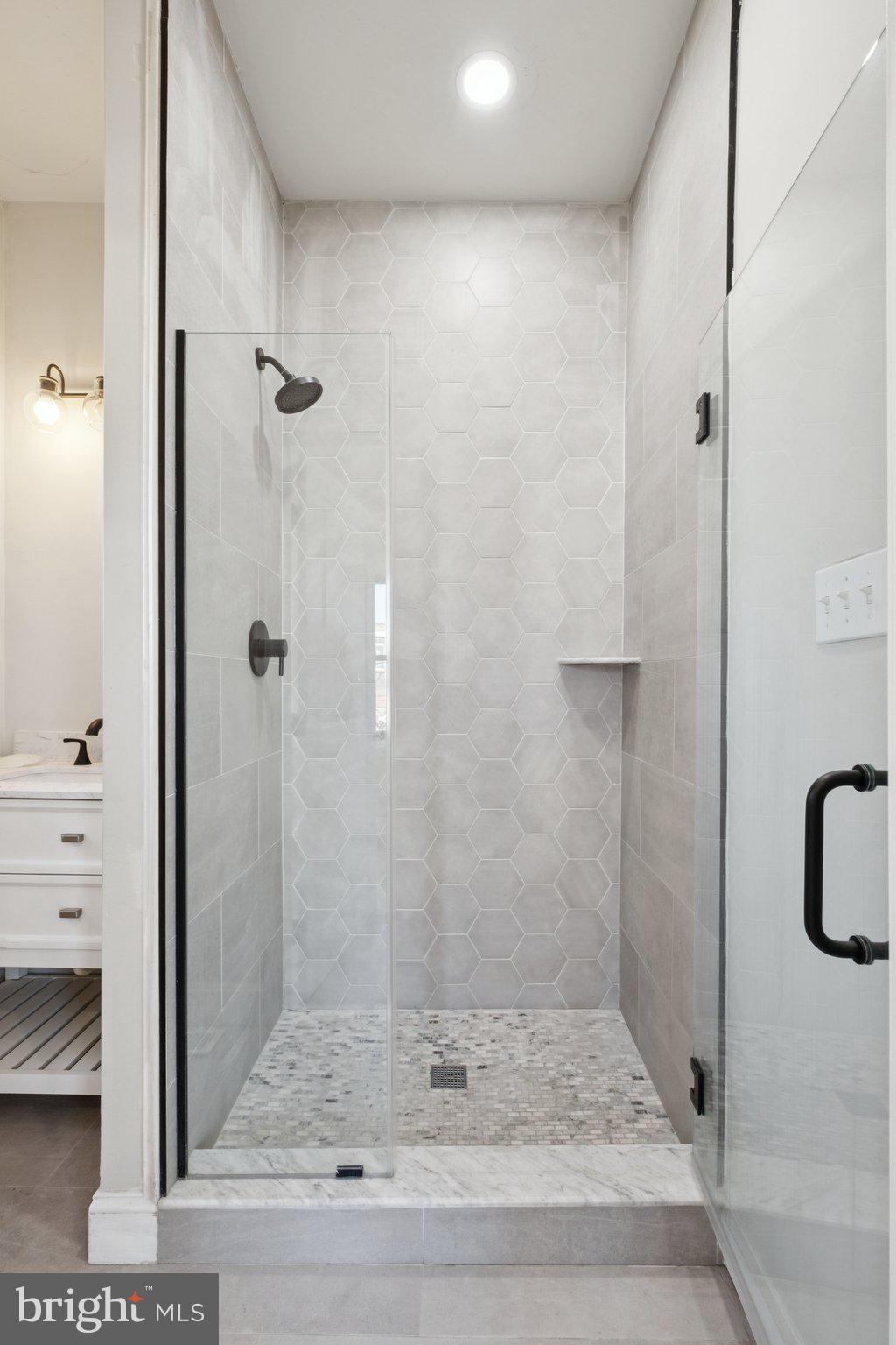 6508 SAYBROOK AVENUE