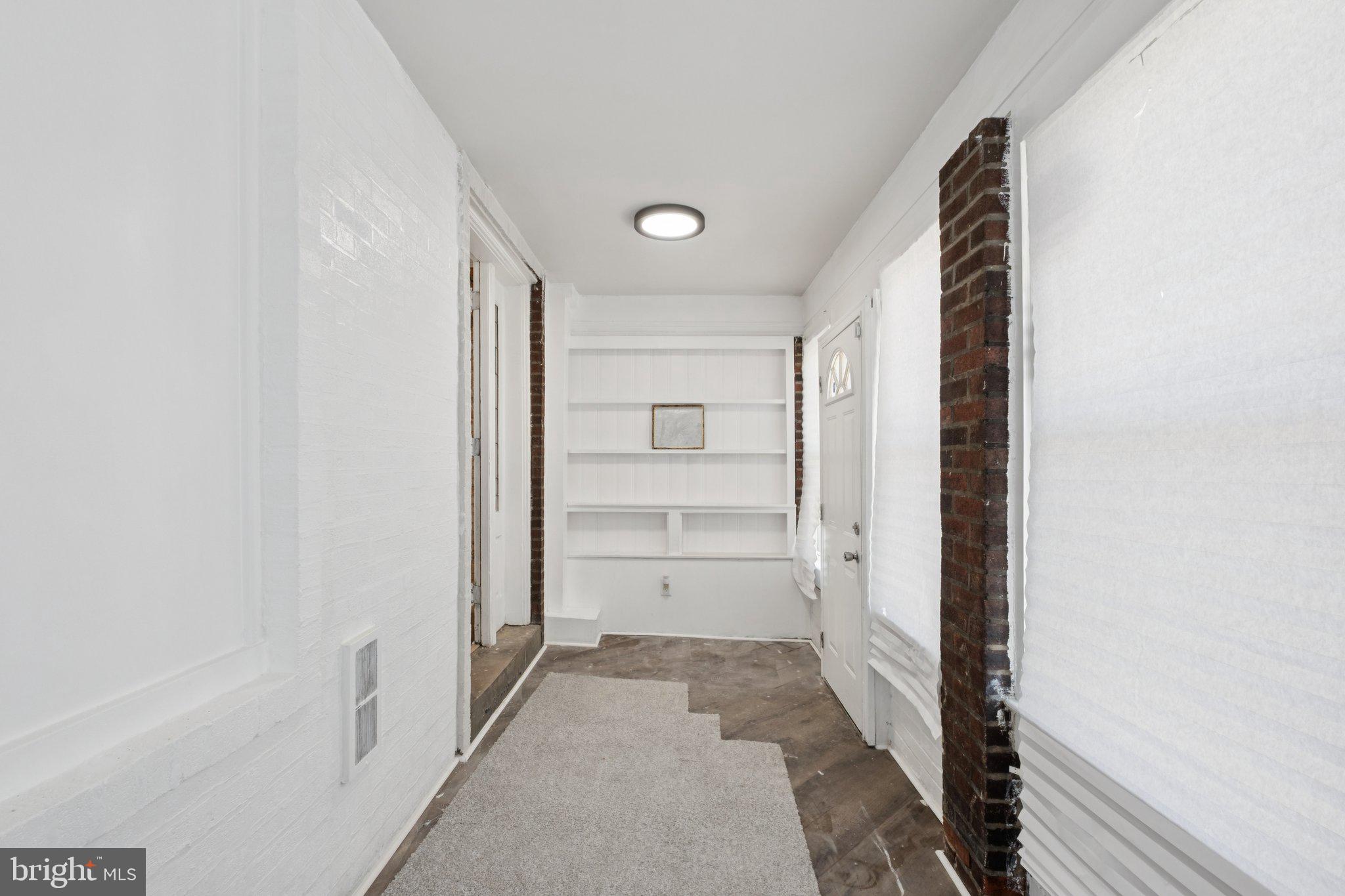 6508 SAYBROOK AVENUE