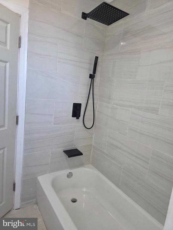 5901 BELMAR TERRACE 3