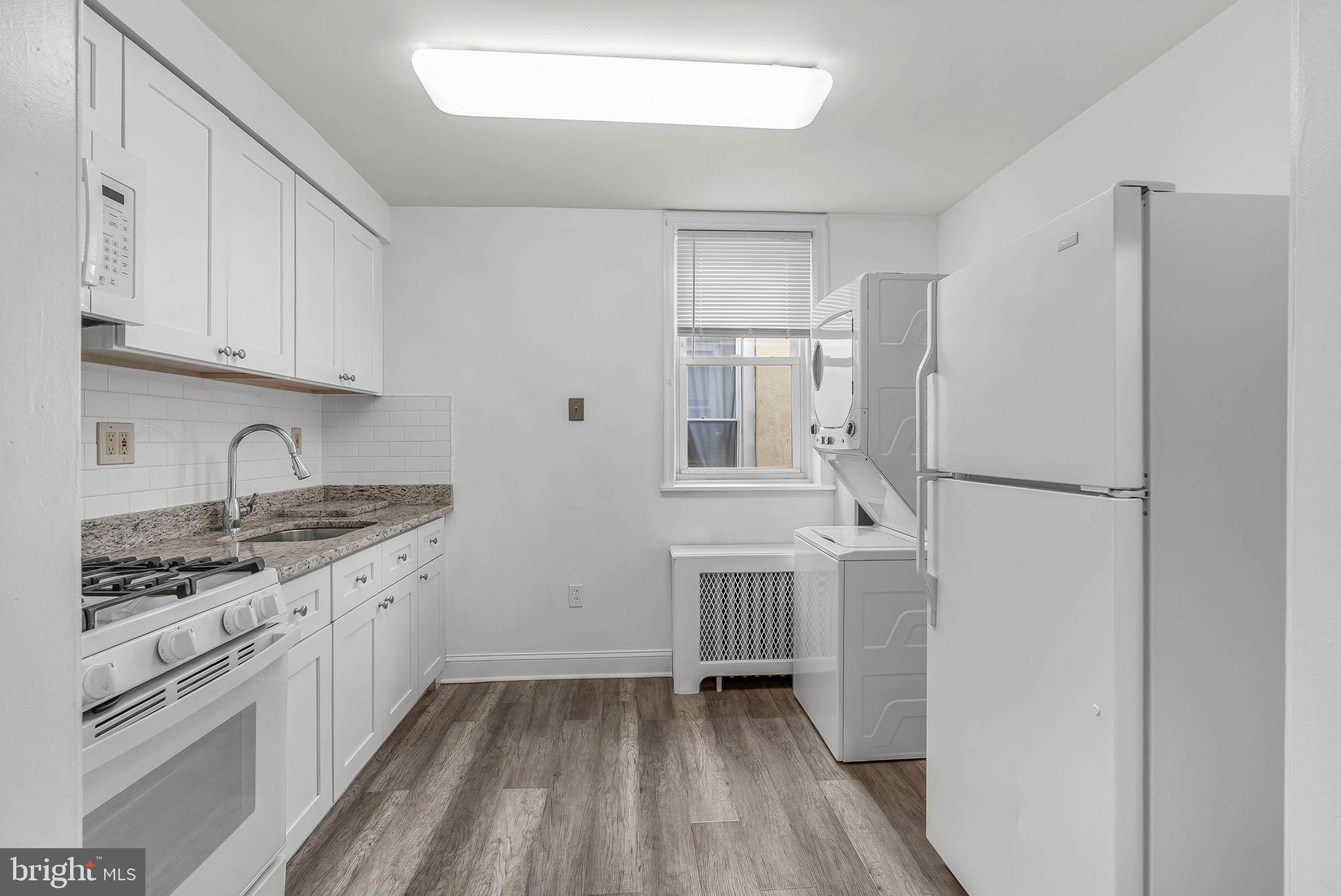 2440 CARPENTER STREET B