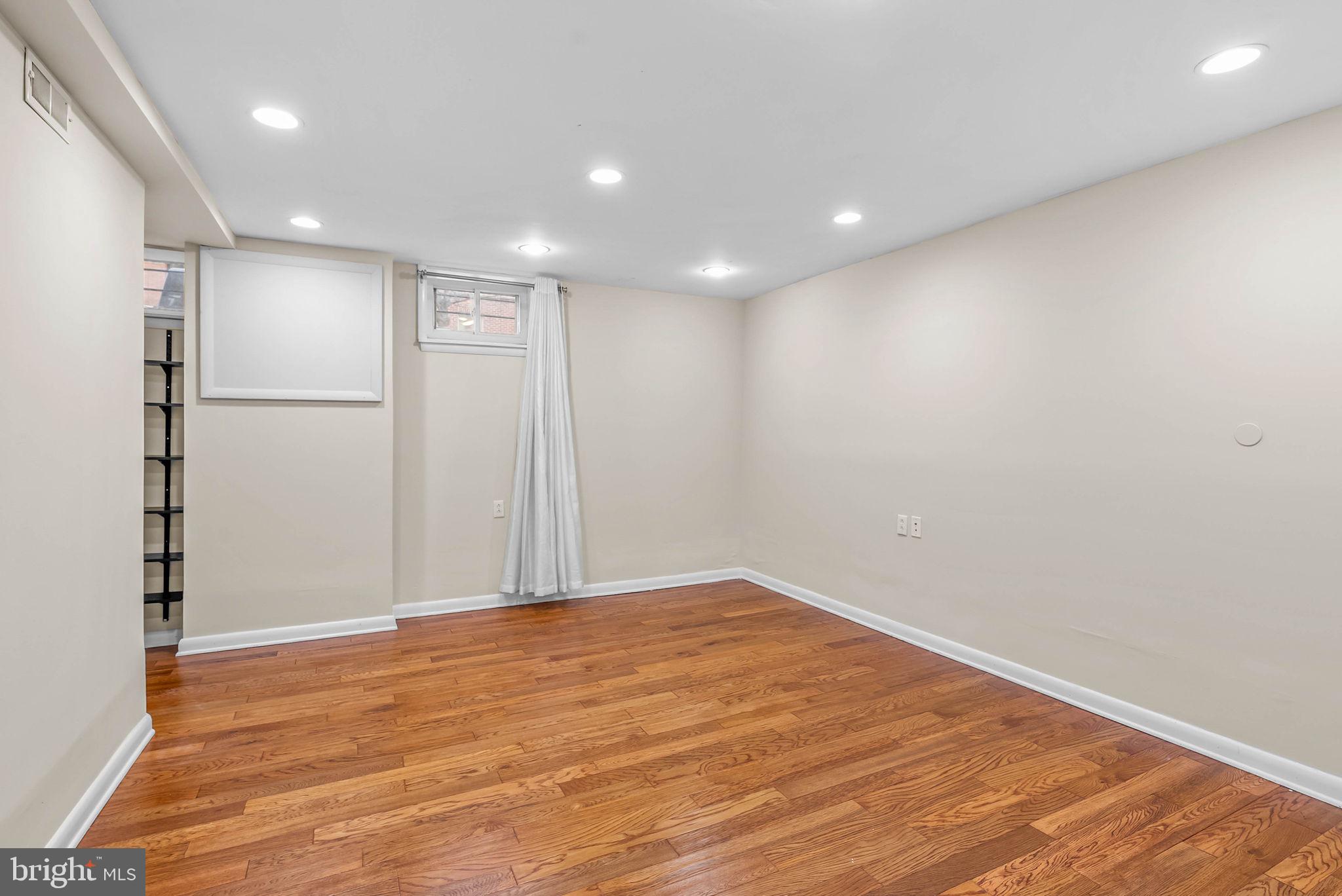 1930 CHRISTIAN STREET A