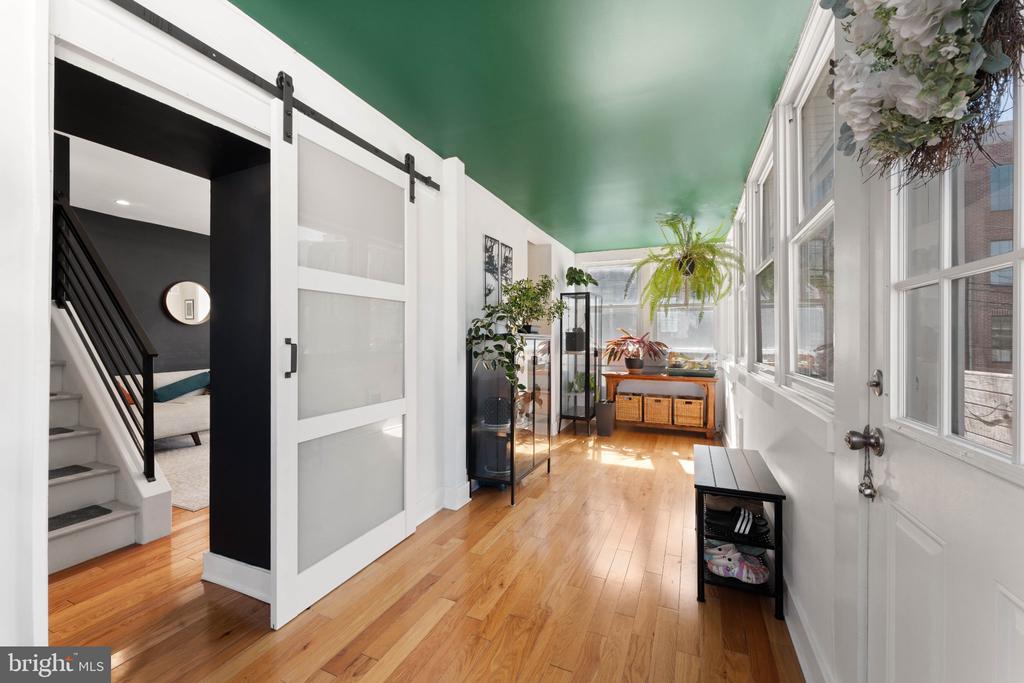 132 SHURS LANE