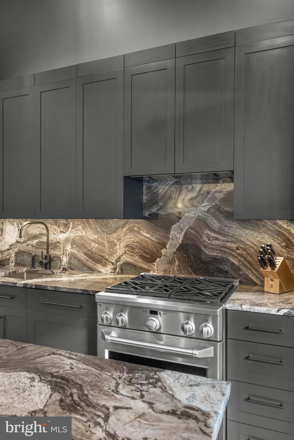 219 S 18TH STREET 29 710