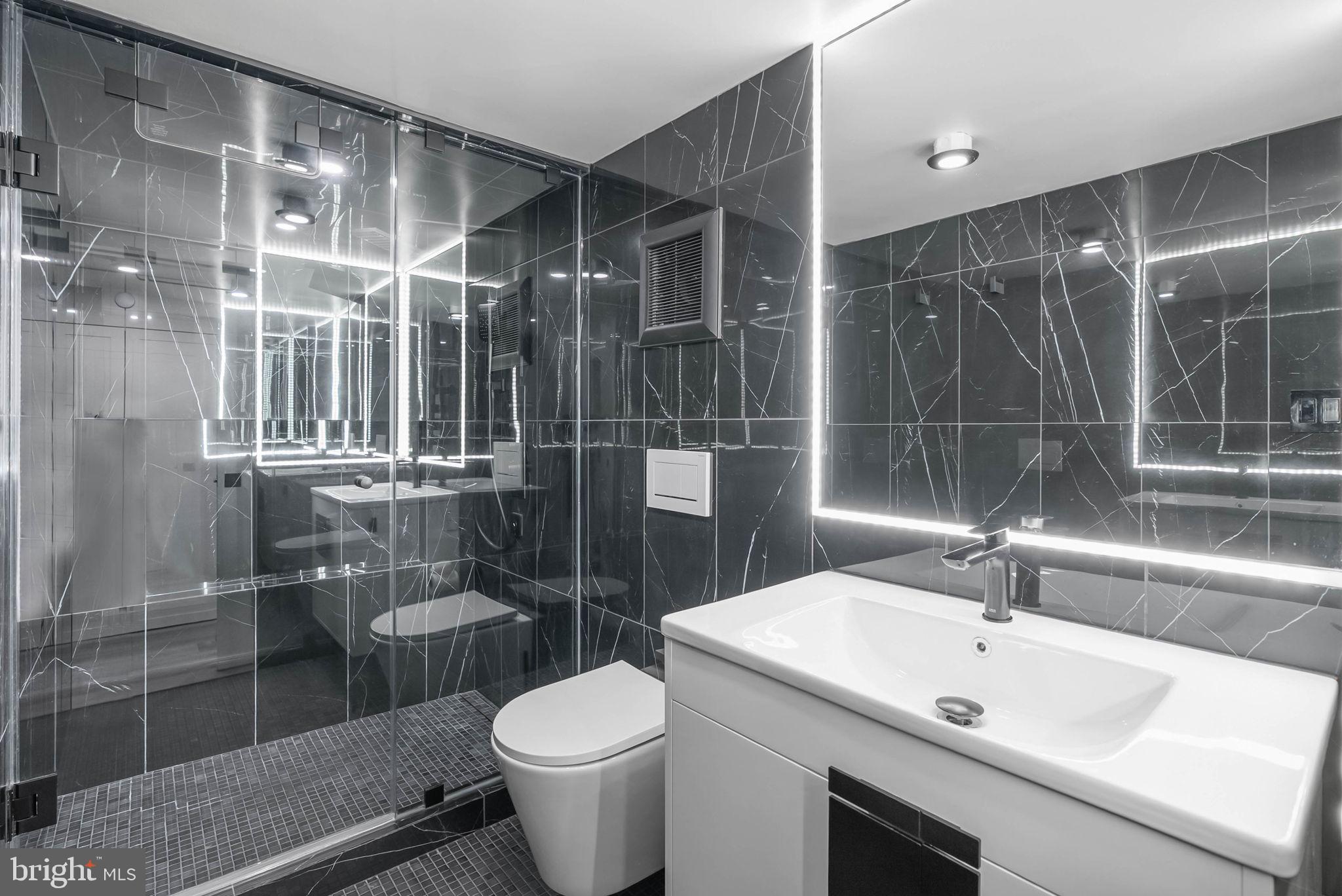 219 S 18TH STREET 29 710