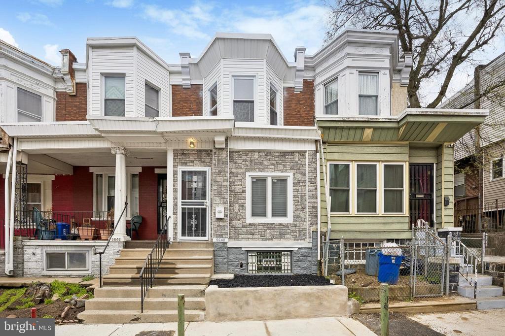 5648 BROOMALL STREET 00