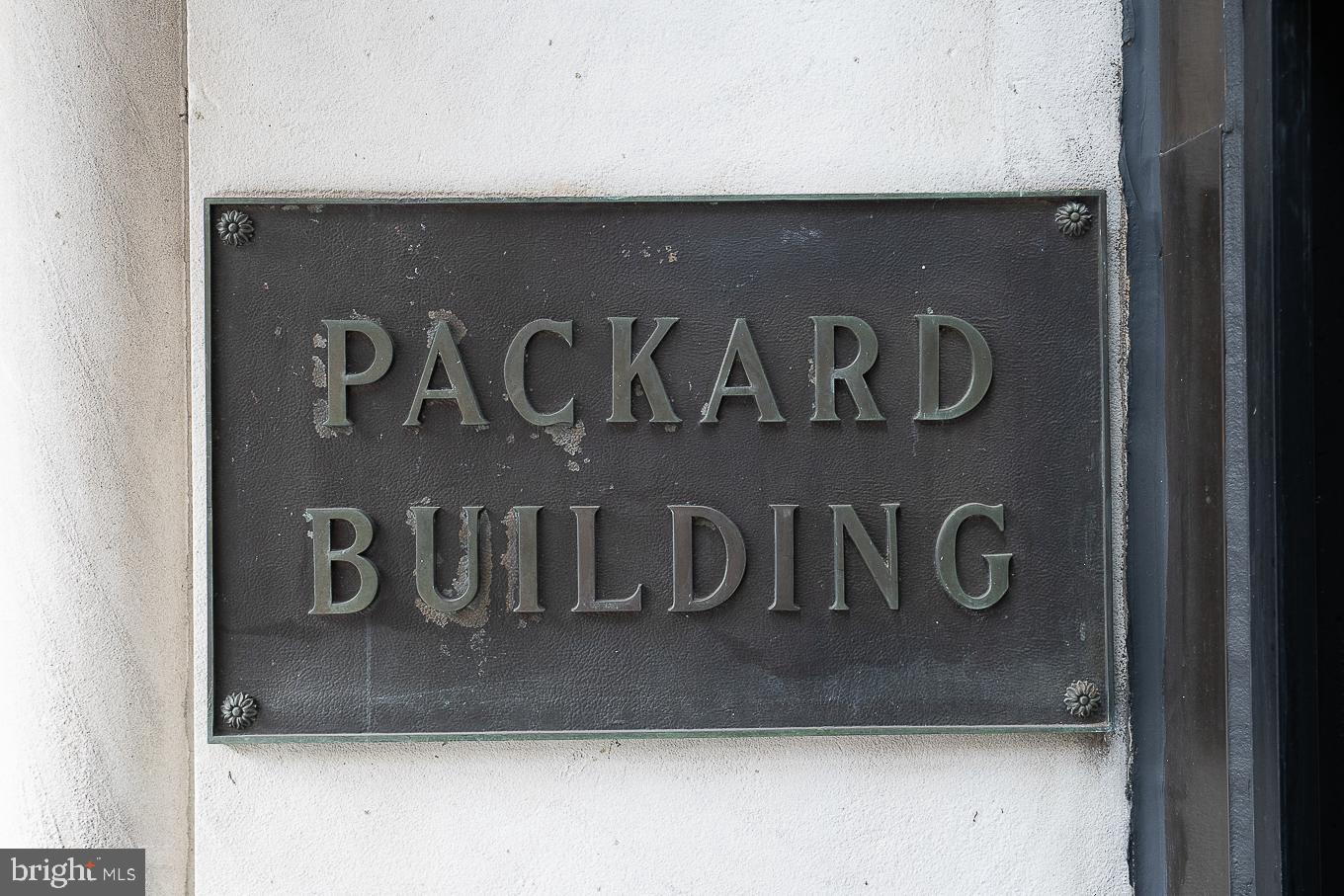 111 S 15TH STREET 2001