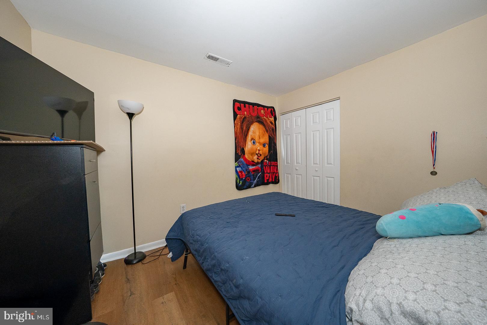 2940 DEVEREAUX AVENUE