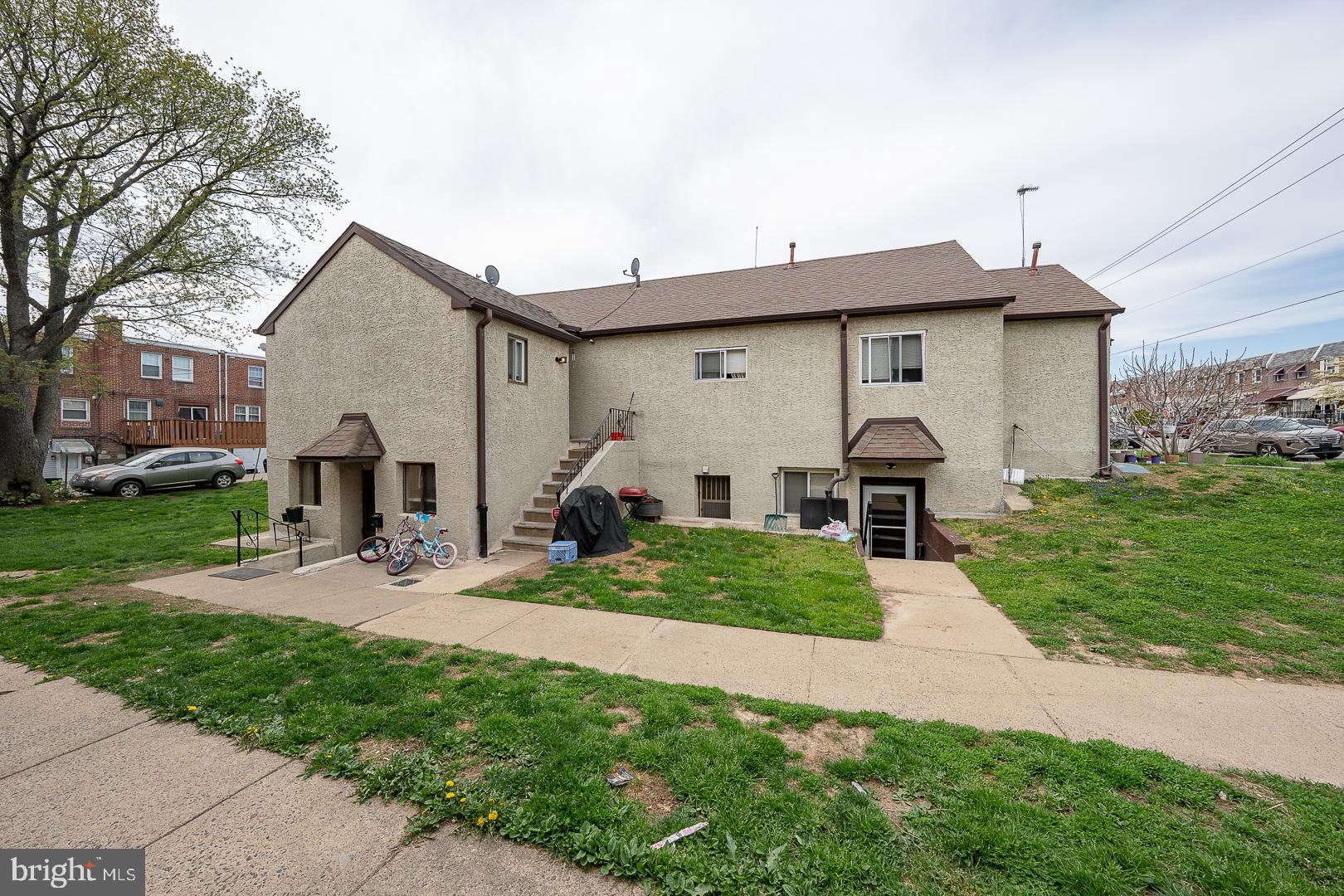 2940 DEVEREAUX AVENUE