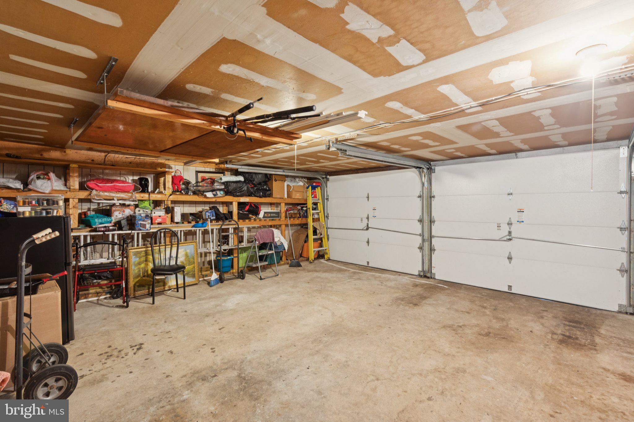 1928 KENTWOOD STREET