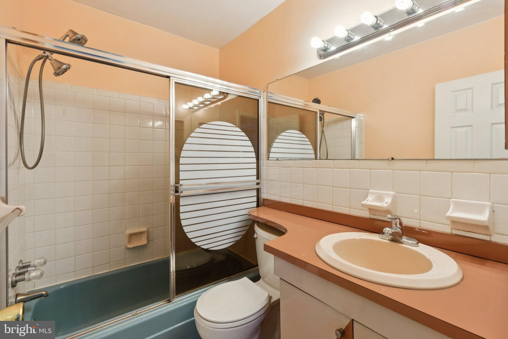 1928 KENTWOOD STREET