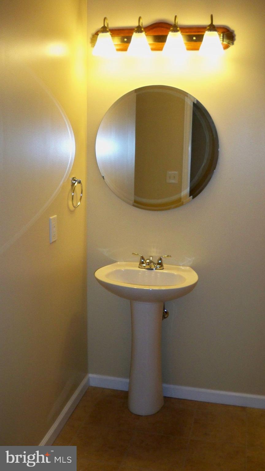 6006 CHESTNUT STREET