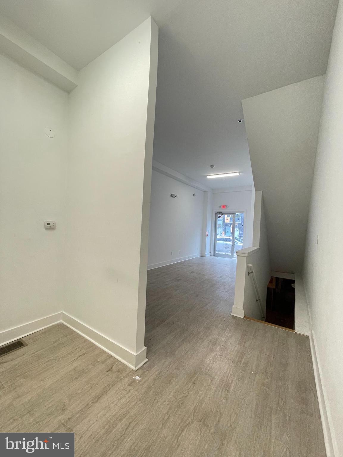 6104 CHESTNUT STREET