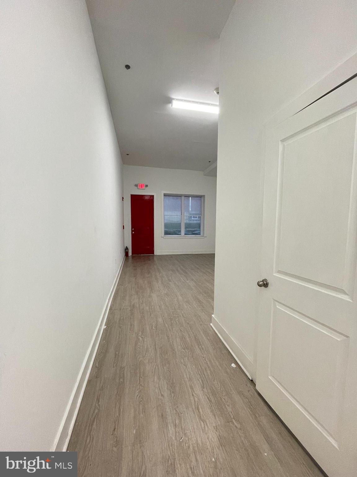 6104 CHESTNUT STREET