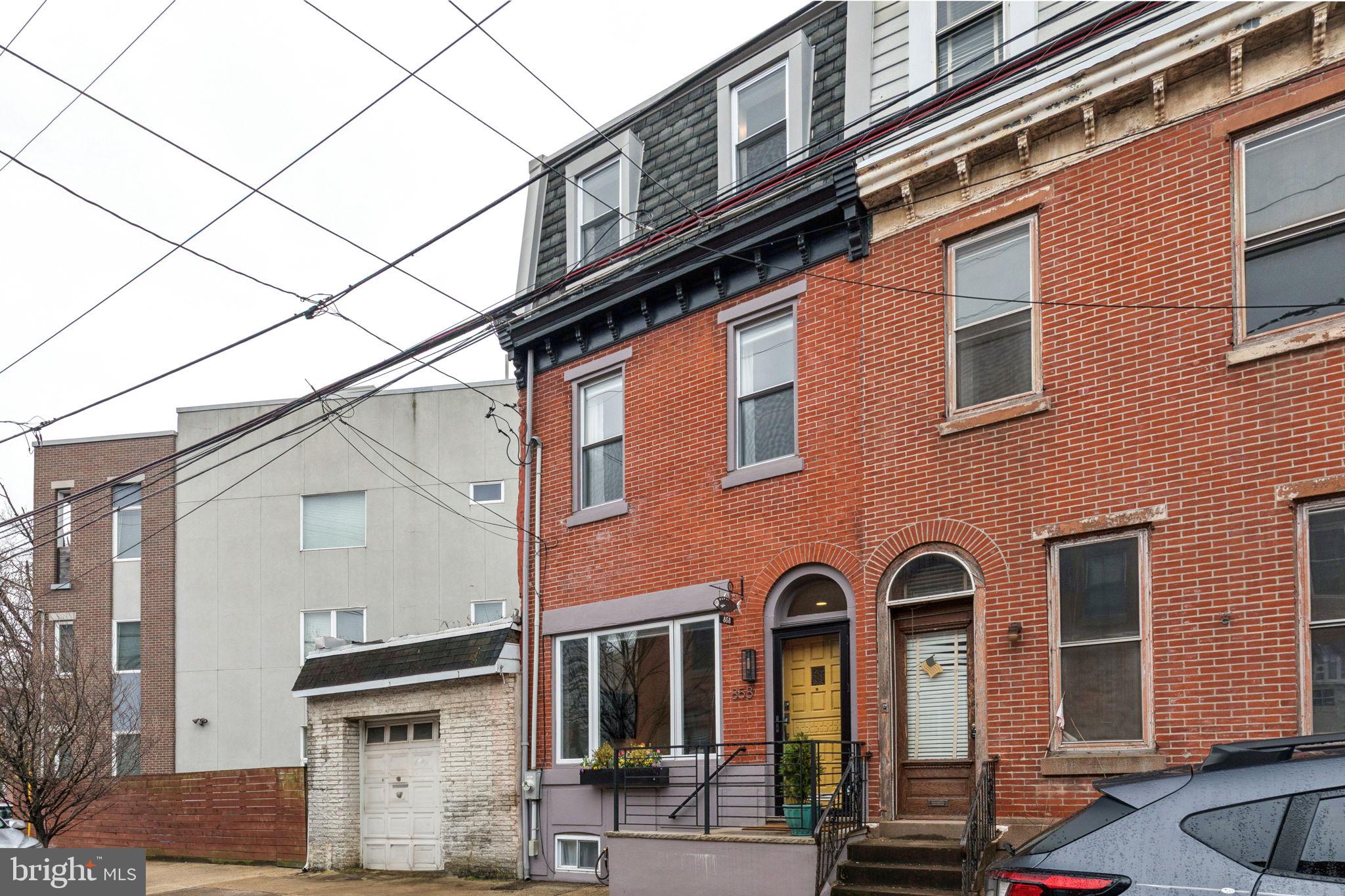 858 E THOMPSON STREET