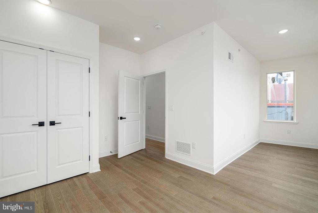 101 ELLSWORTH STREET