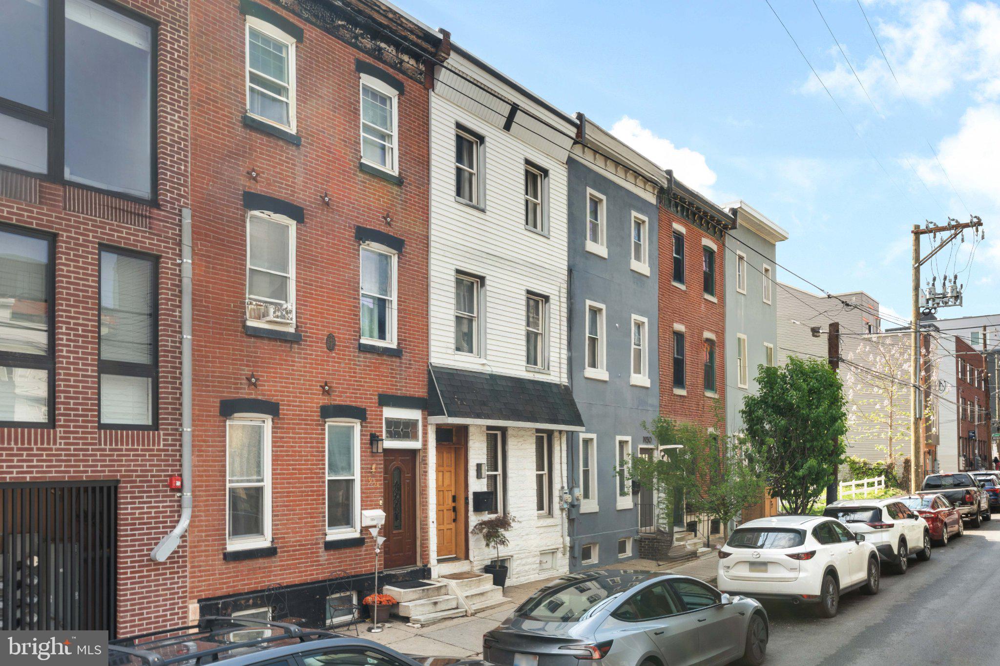 1932 E YORK STREET