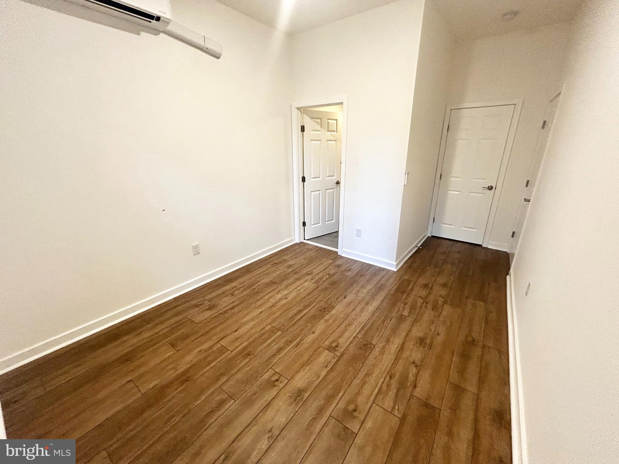 405 S 42ND STREET 1R