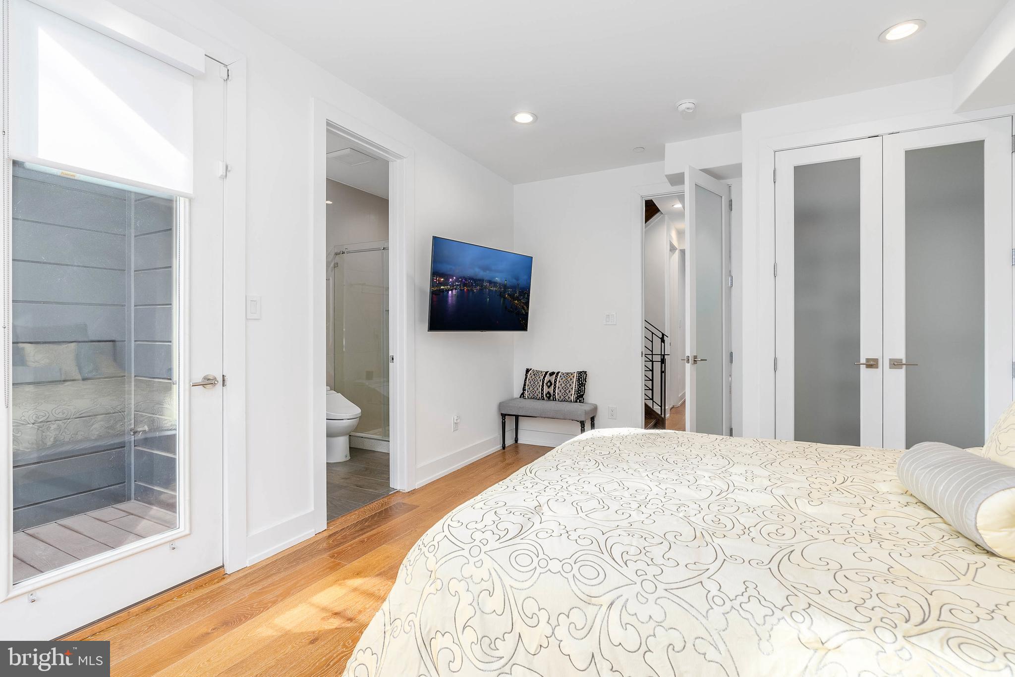 1338 KATER STREET 42