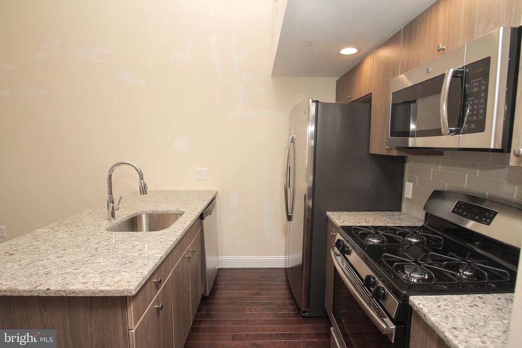 1218 S 8TH STREET 20 5