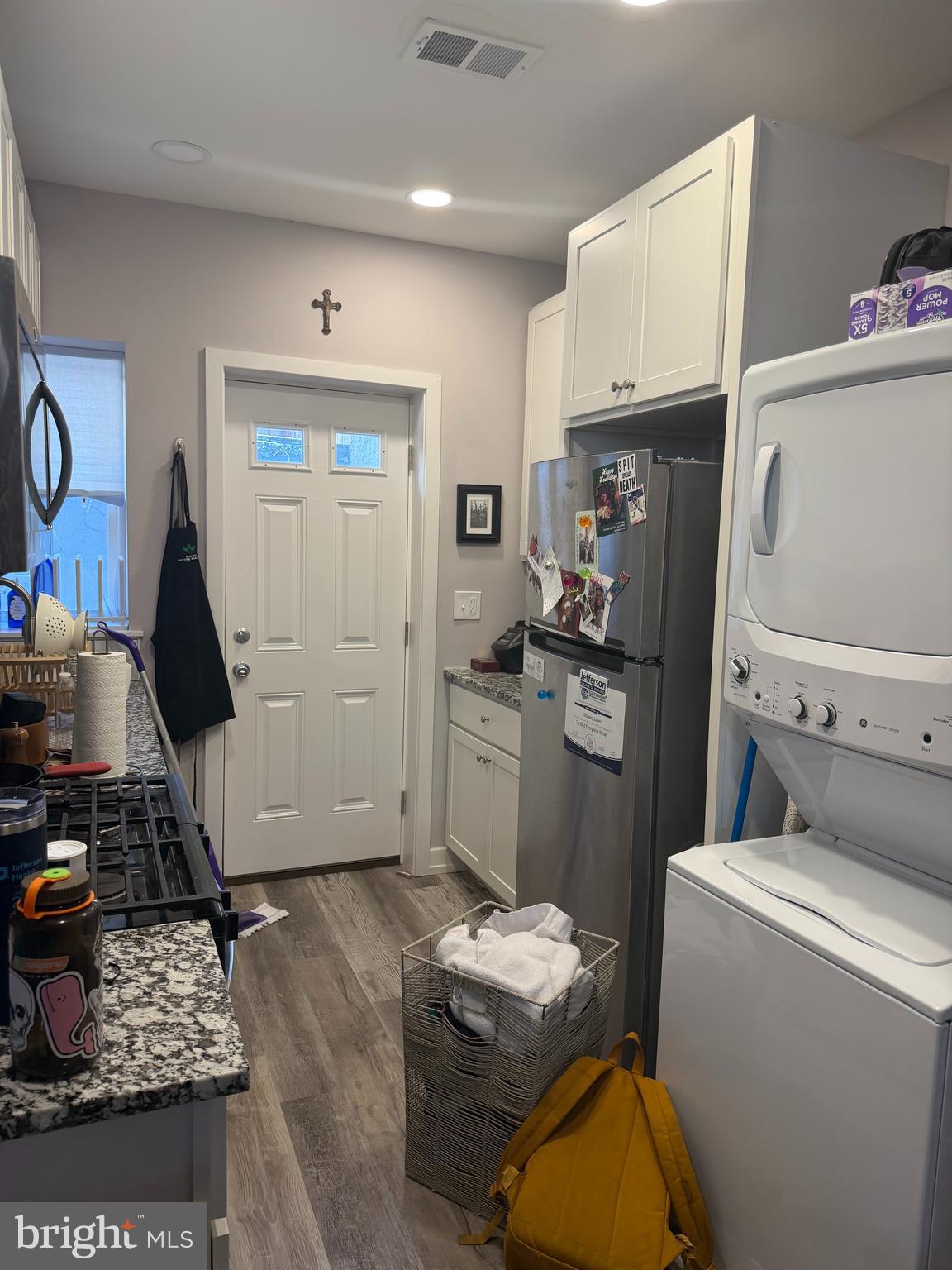 1617 POINT BREEZE AVENUE