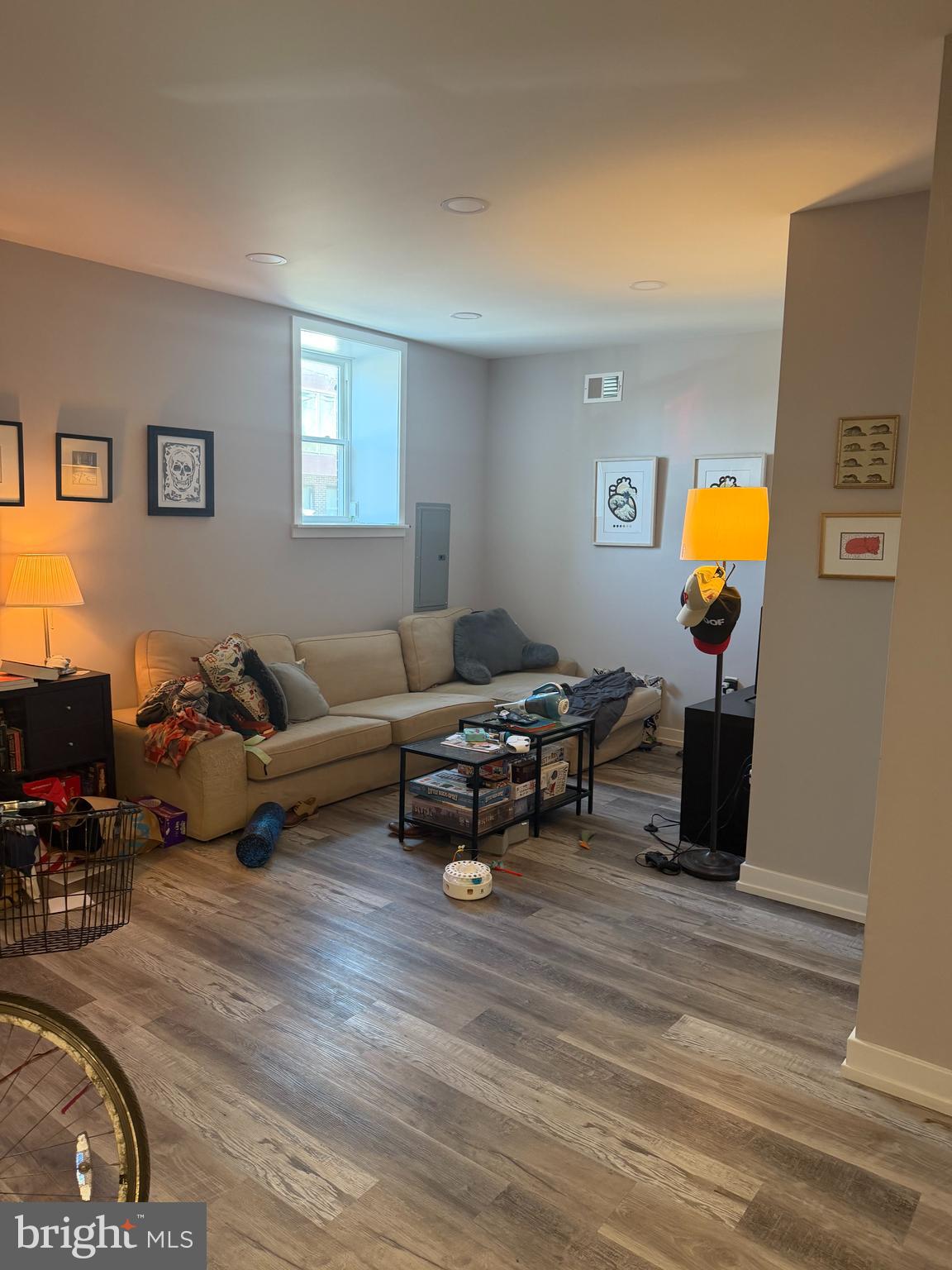 1617 POINT BREEZE AVENUE