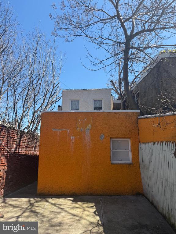 1234 POINT BREEZE AVENUE