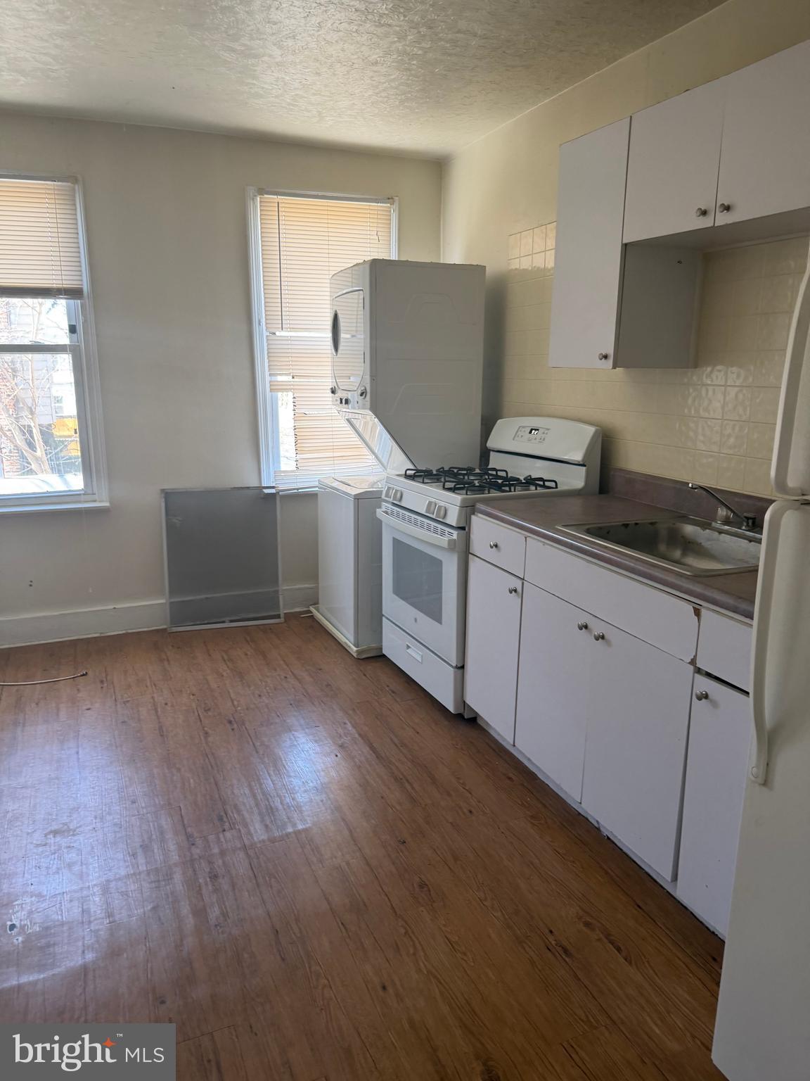 1234 POINT BREEZE AVENUE