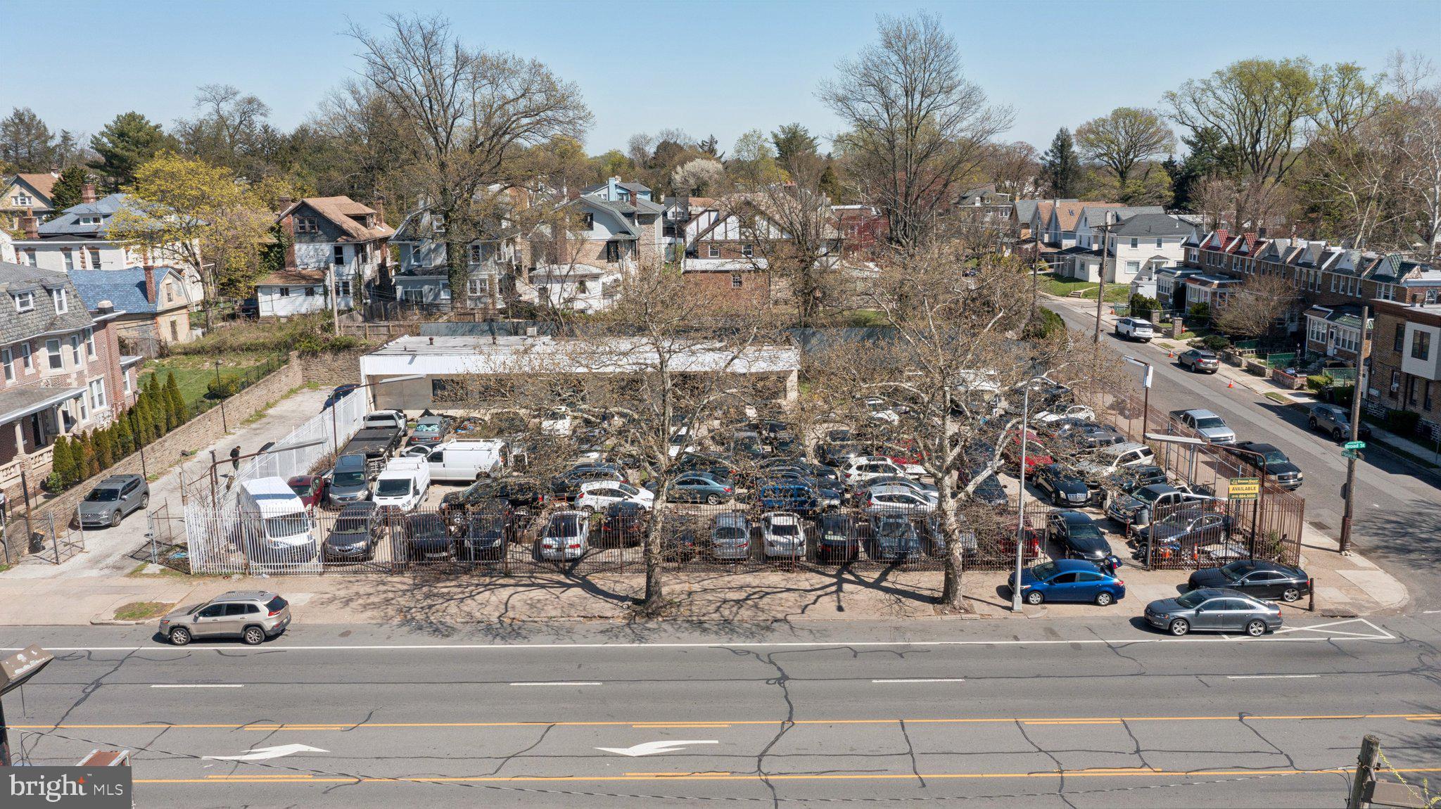 6301 N BROAD STREET 11