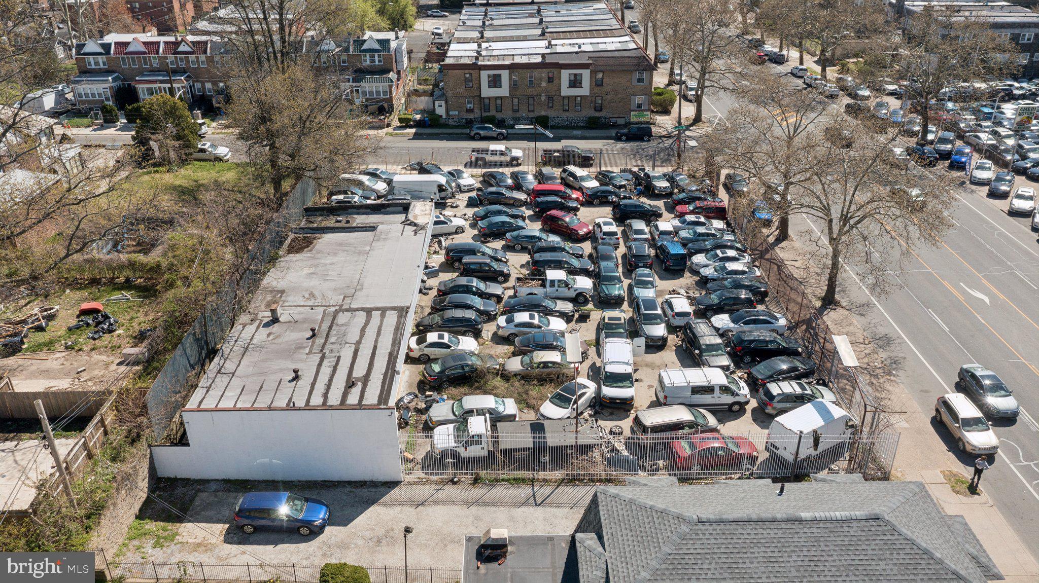 6301 N BROAD STREET 11