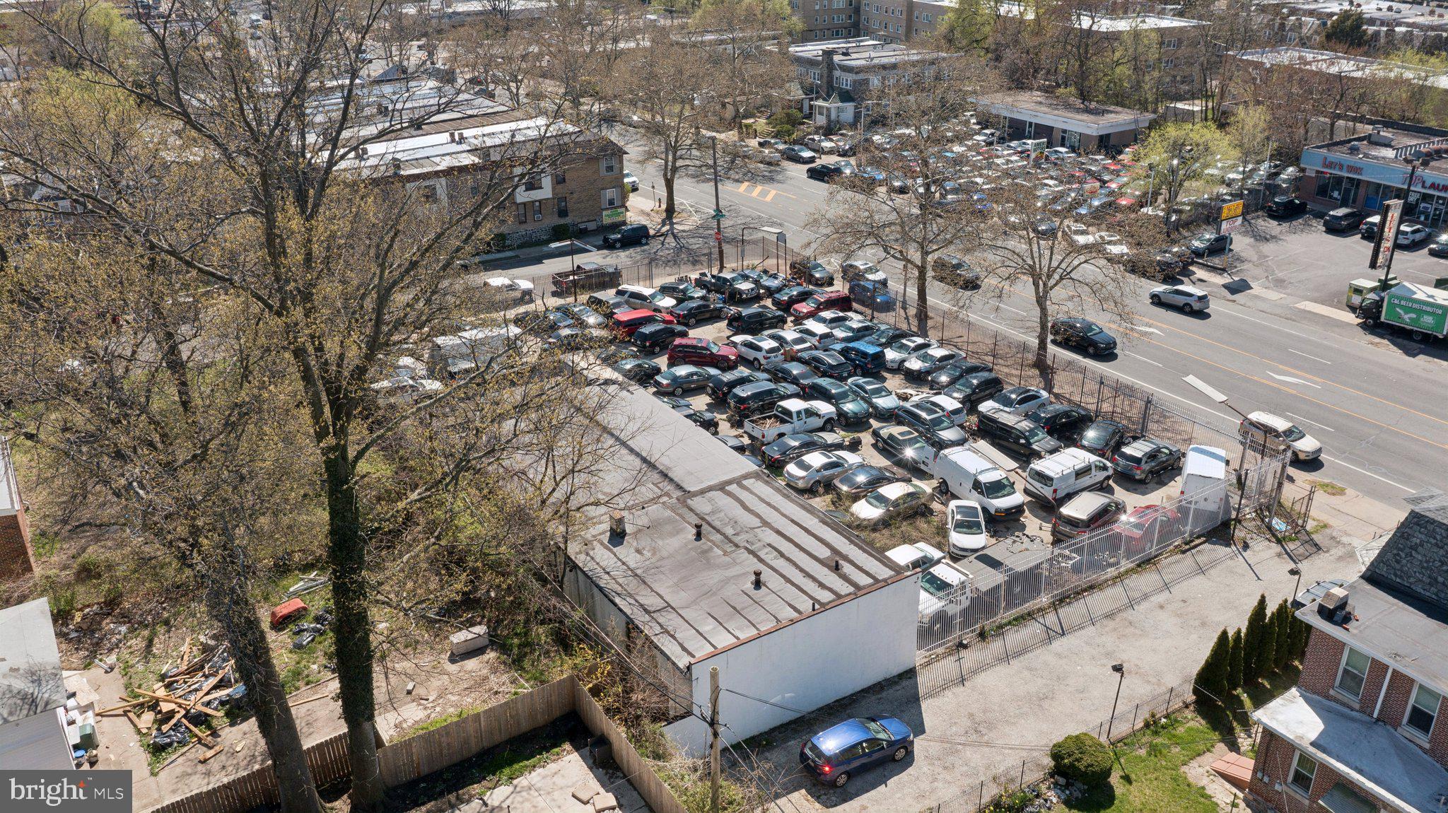 6301 N BROAD STREET 11