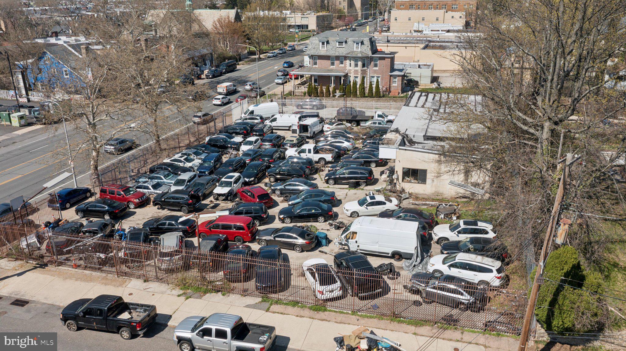 6301 N BROAD STREET 11