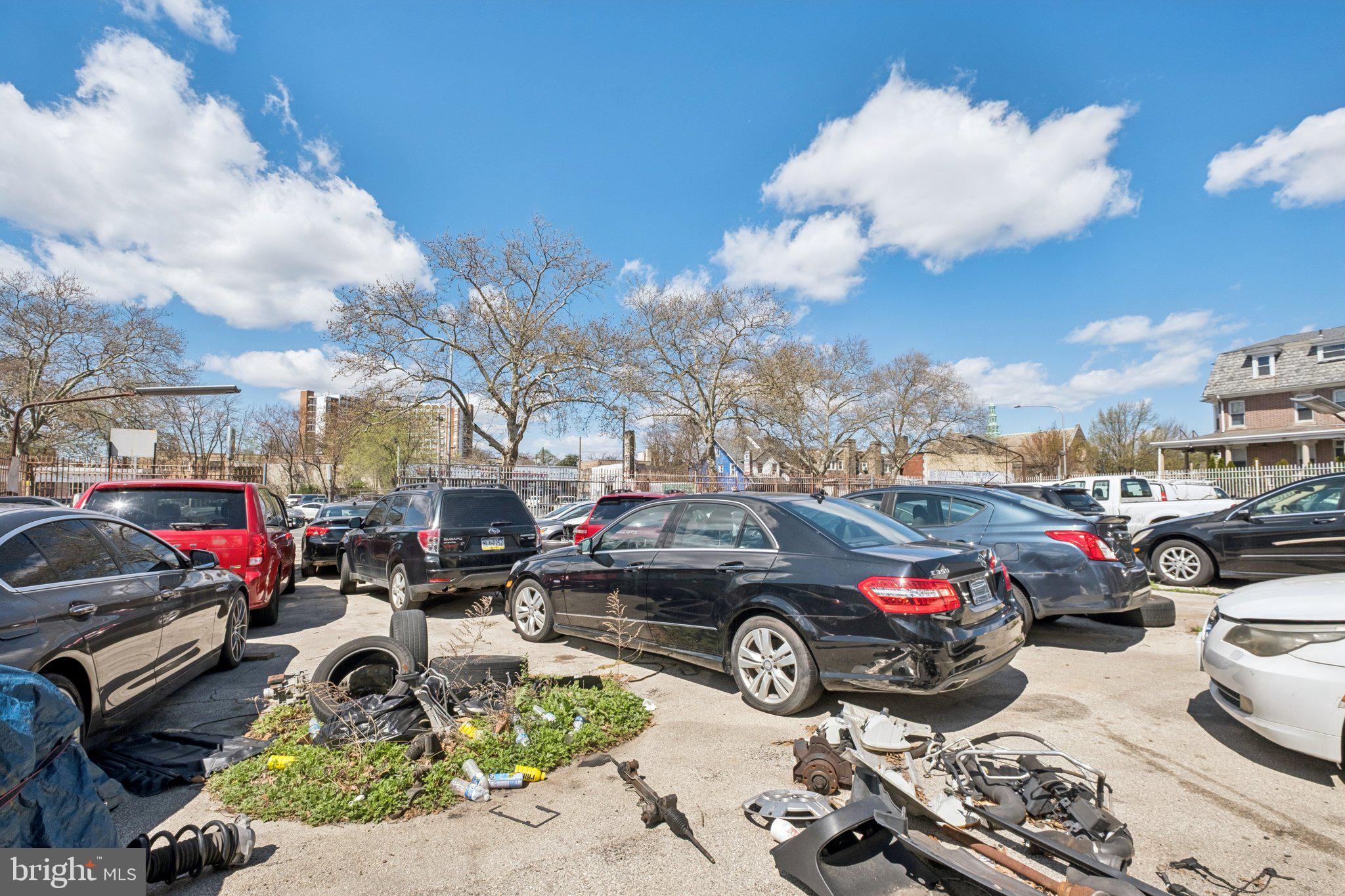 6301 N BROAD STREET 11