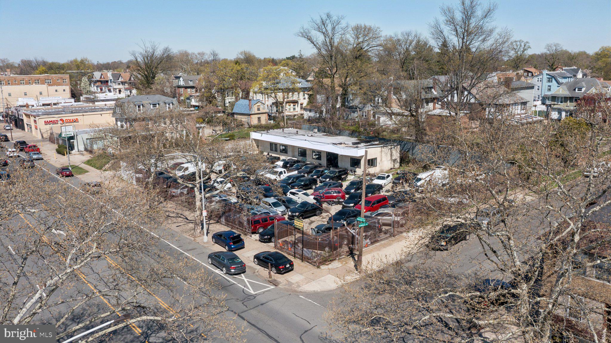 6301 N BROAD STREET 11