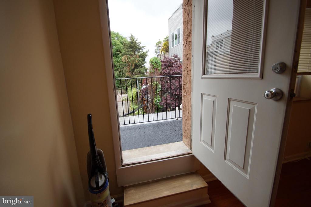 709 S 20TH STREET 2R