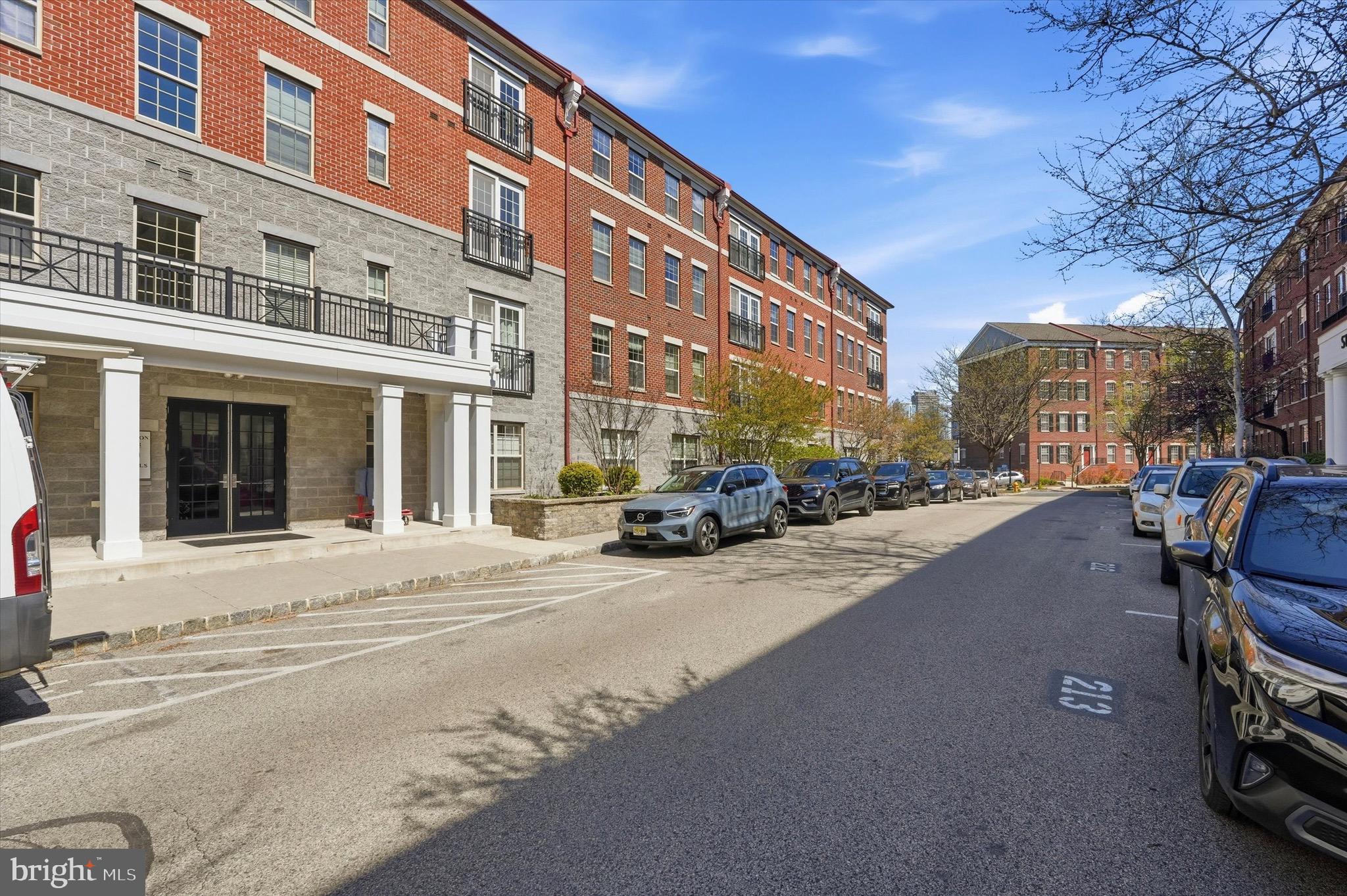 800 ADMIRALS WAY 1847