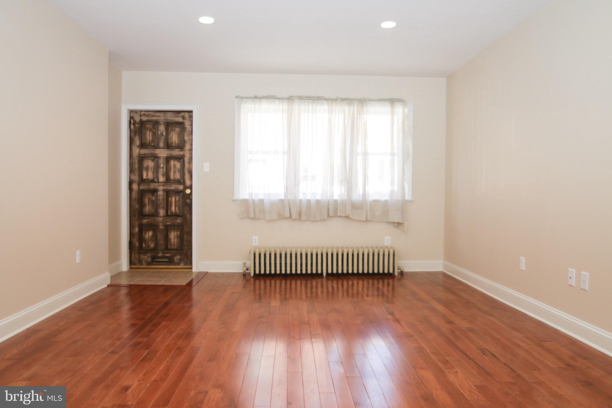 1927 S 10TH STREET 1ST FLOOR