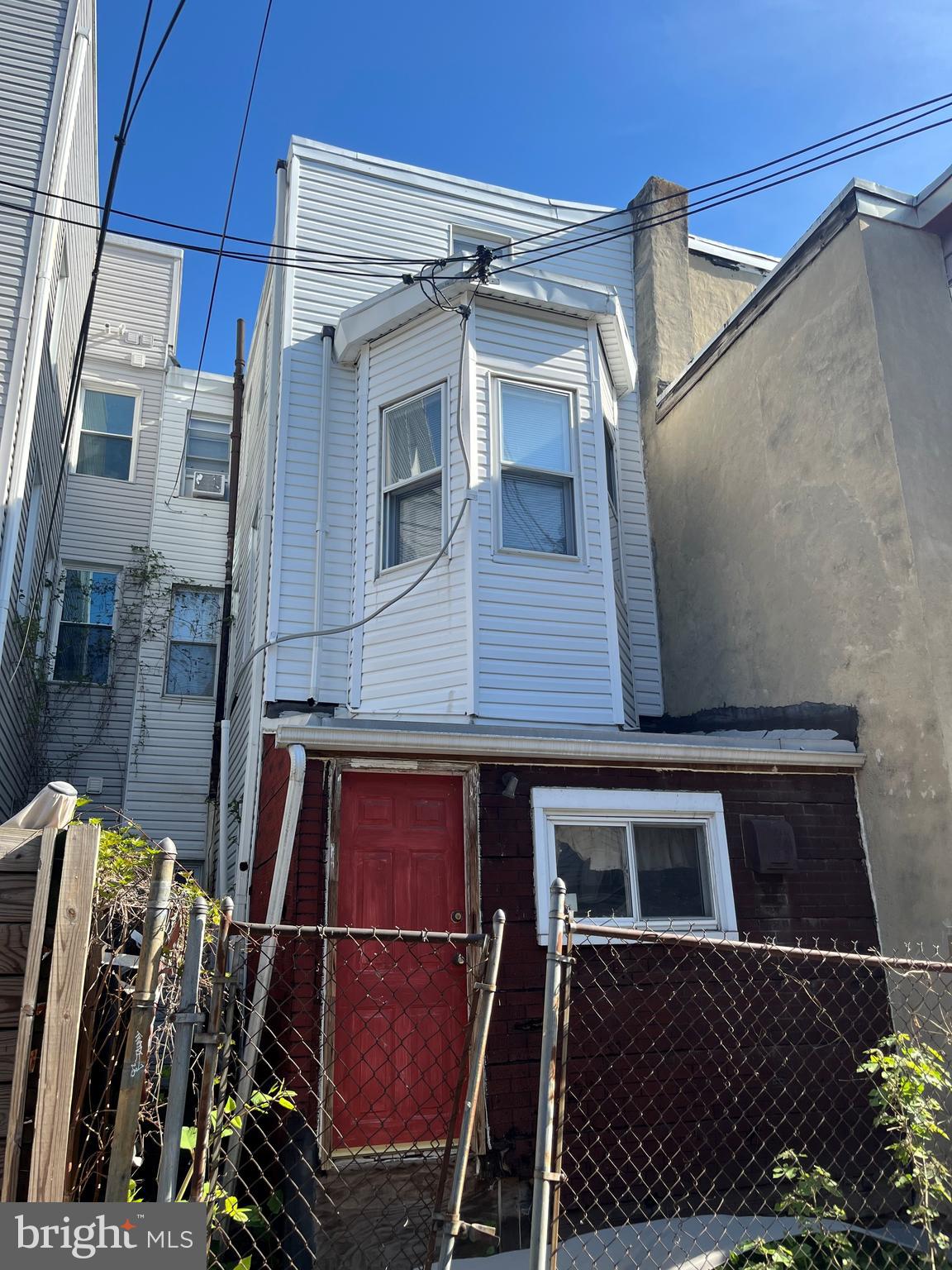 2326 FITZWATER STREET