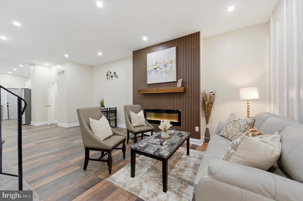 757 S 51ST STREET