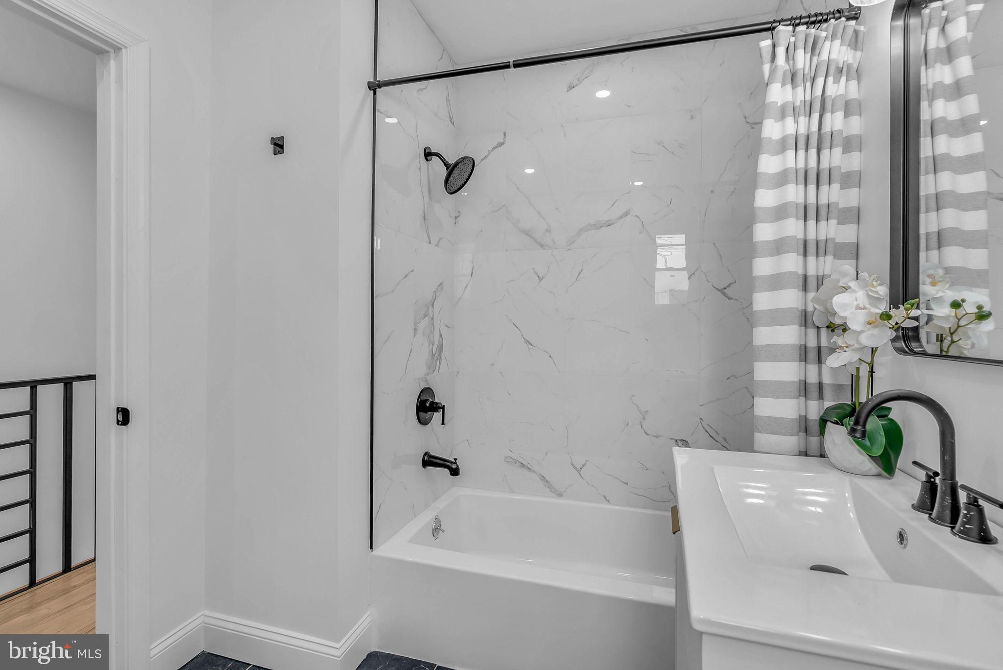 2340 MCCLELLAN STREET