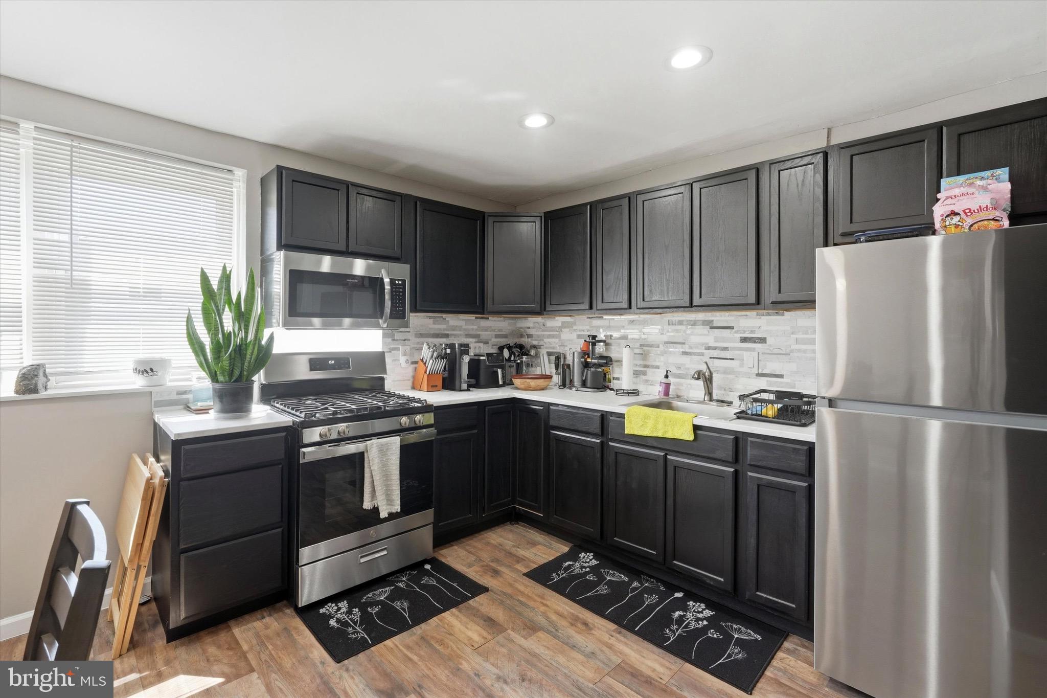 4604 MERIDIAN STREET