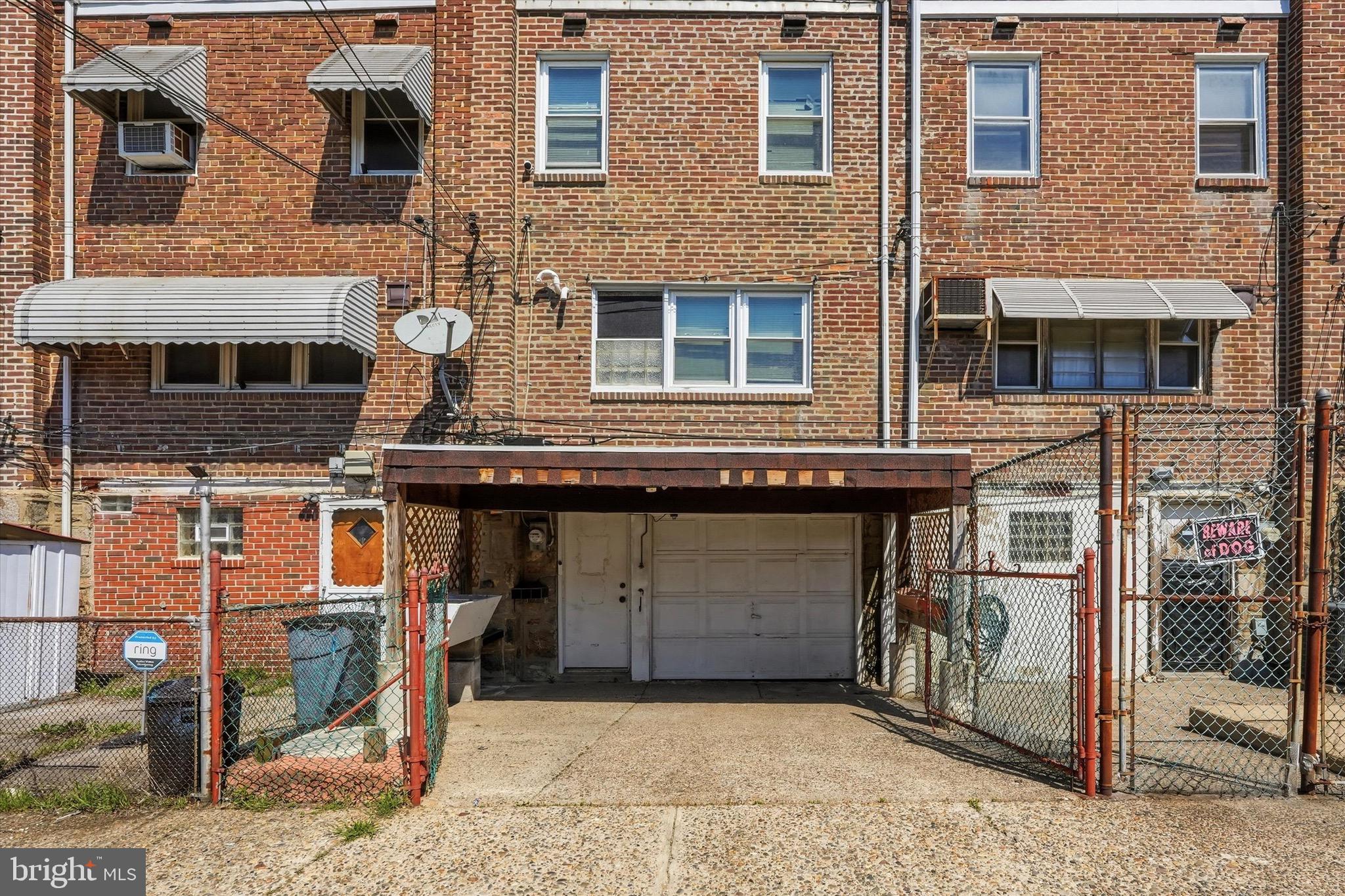 4604 MERIDIAN STREET