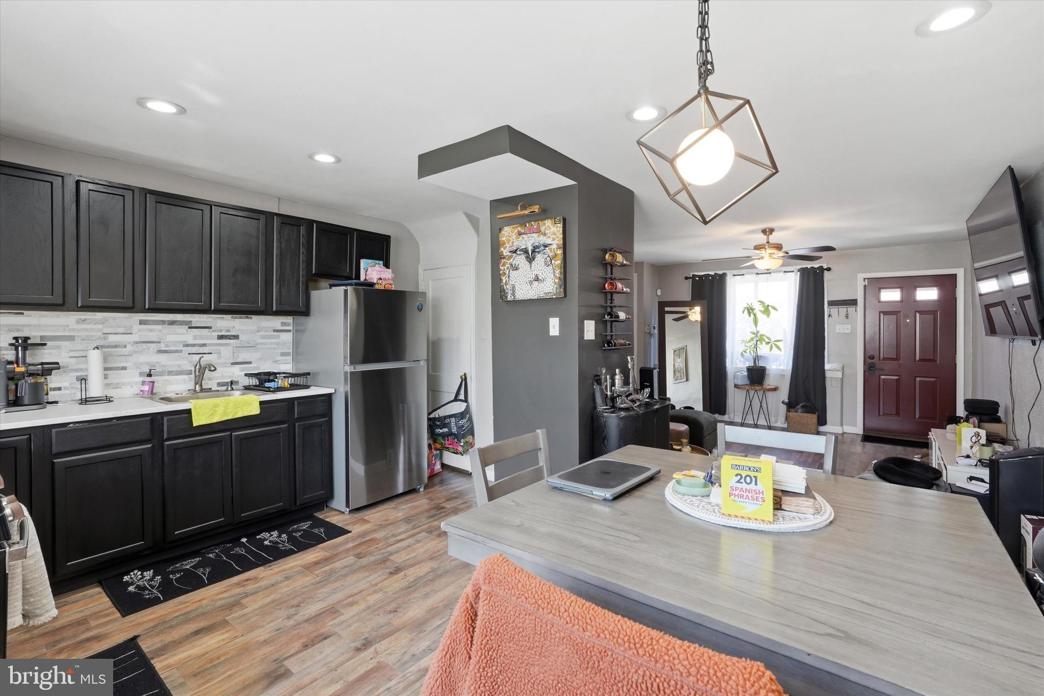 4604 MERIDIAN STREET