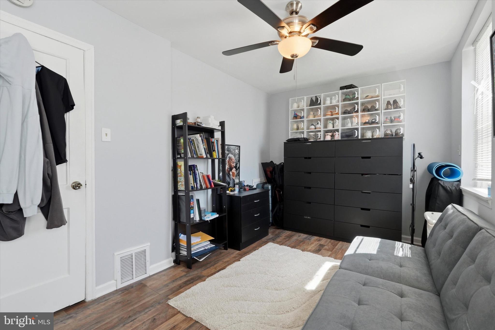 4604 MERIDIAN STREET