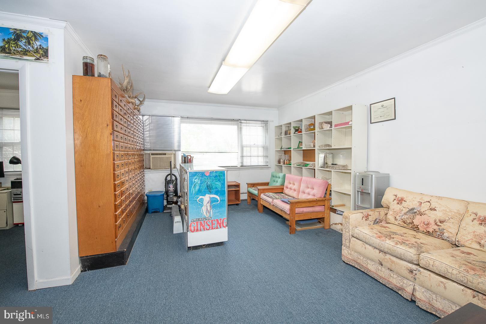 500 W CHELTENHAM AVENUE 02